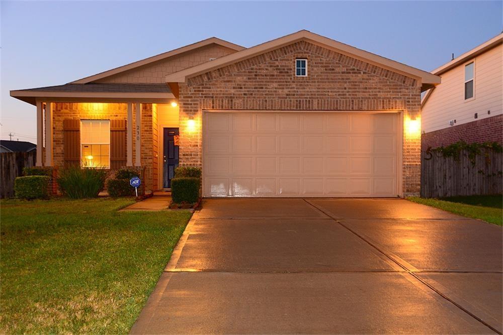 230 Shoshone Ridge Dr, La Marque, TX 77568 House Rental in La Marque