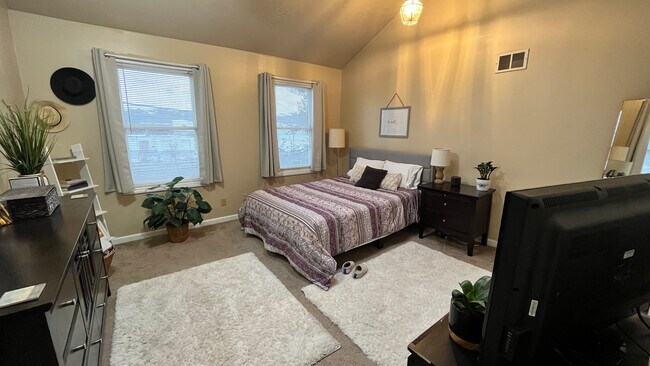 Foto del edificio - 3220 Jane St