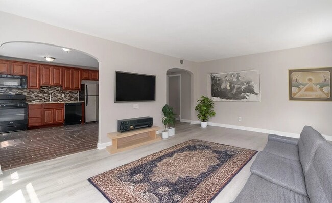 Photo - 1903 Bryn Mawr Ave (Philadelphia, PA) Apartment