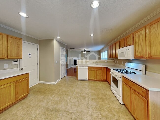 Building Photo - 8615 Laurel Run Drive
