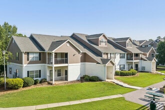 Building Photo - The Turn