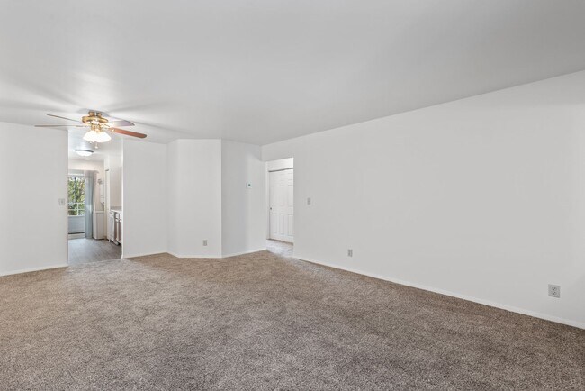 Foto del edificio - 14755 W Hidden Creek Ct