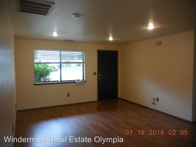 Building Photo - 2 br, 1 bath House - 3515 Autumnwood Ct SE