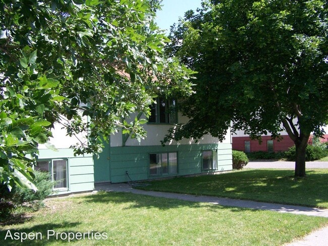Building Photo - 310-316 N 9th Ave