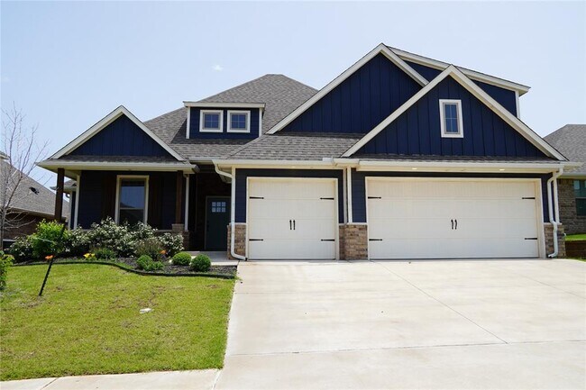 Building Photo - 5500 Carmel Crk Dr