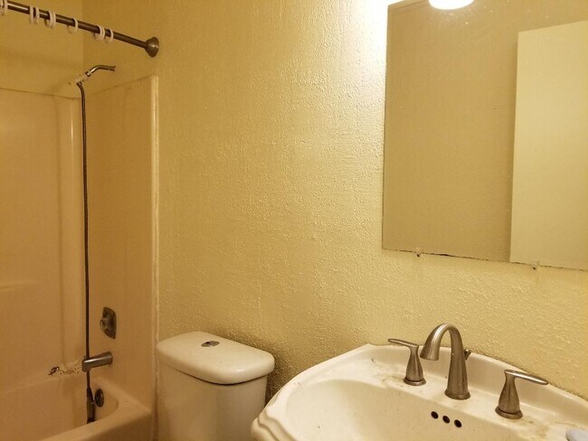 Foto del edificio - 3439 Cagle Rd