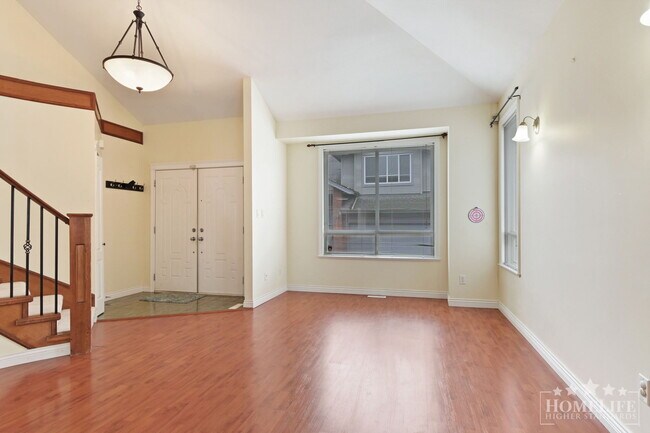 Photo du bâtiment - 3-Bedroom, 3.5-Bathroom home