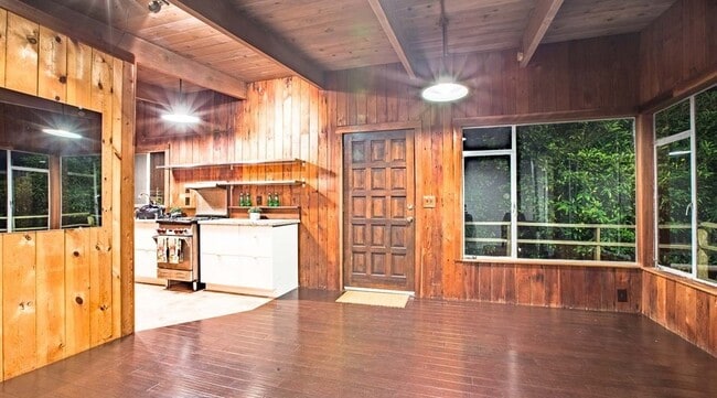 Building Photo - Perfect cottage-style home in Berkeley Hil...
