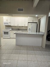 Building Photo - 7601 SW 105th Ave