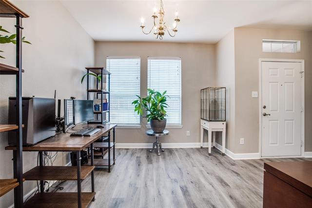 Foto del edificio - 1521 Creek Springs Dr
