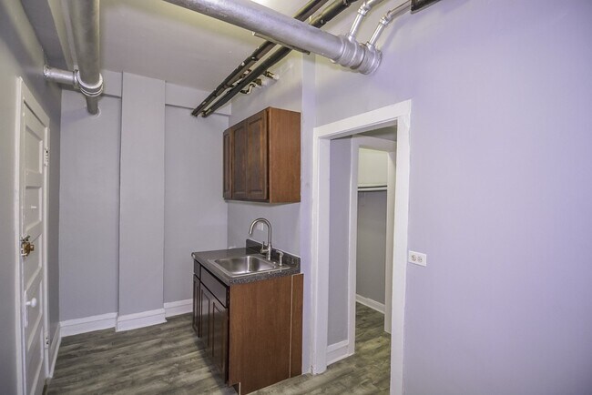 Foto del edificio - 4606 N Beacon St