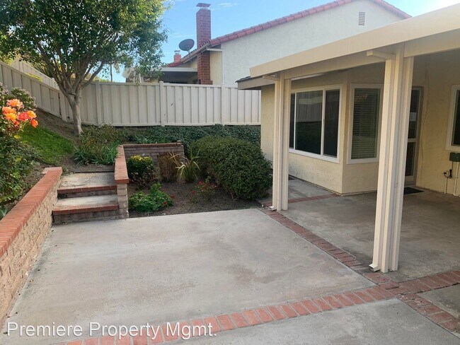 Foto del edificio - 3540 Sky Haven Ln