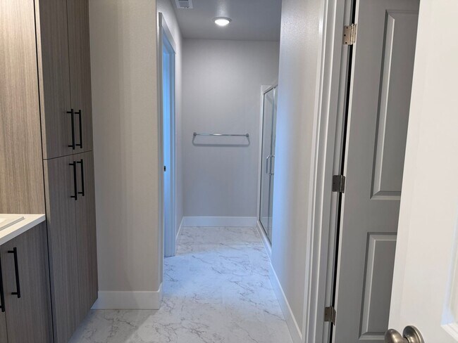 Foto del edificio - Beautiful Three Bedroom New Construction Home For Rent