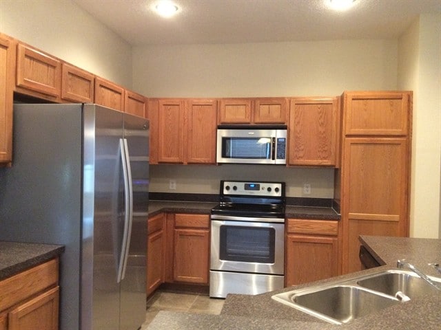 Building Photo - 10956 Willow Ridge Loop