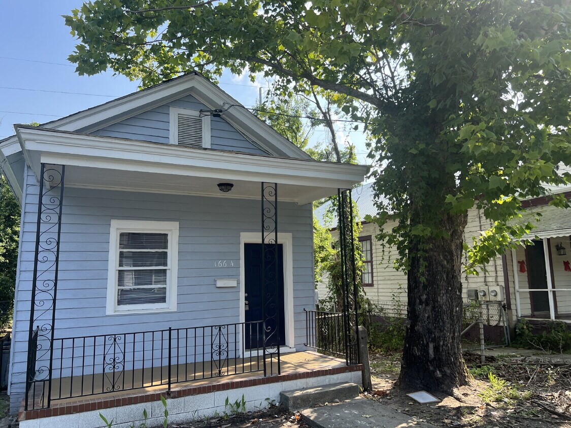Foto principal - Charming 2 Bedroom Cottage Near King Mill ...