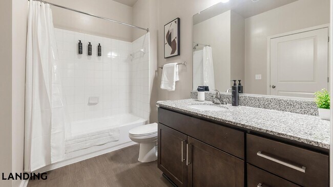 Foto del edificio - 8100 Palisades Cir