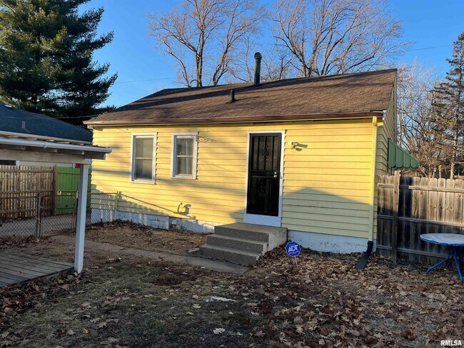 Foto del edificio - 2304 W Proctor St