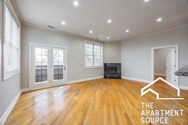 Foto del edificio - 2338 W Morse Ave