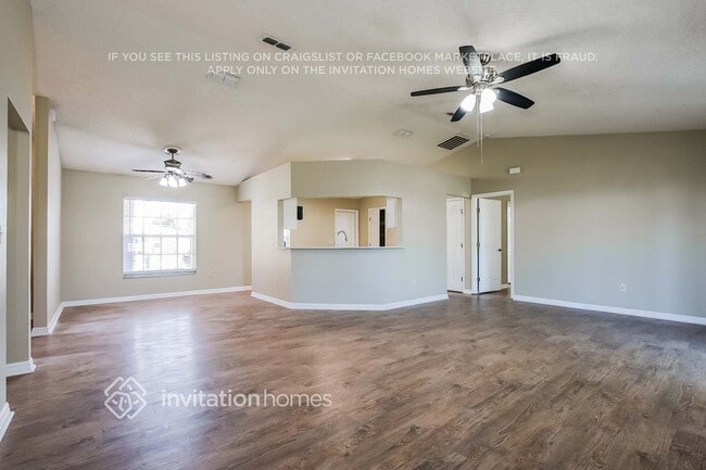 Building Photo - 415 Sandpiper Ct