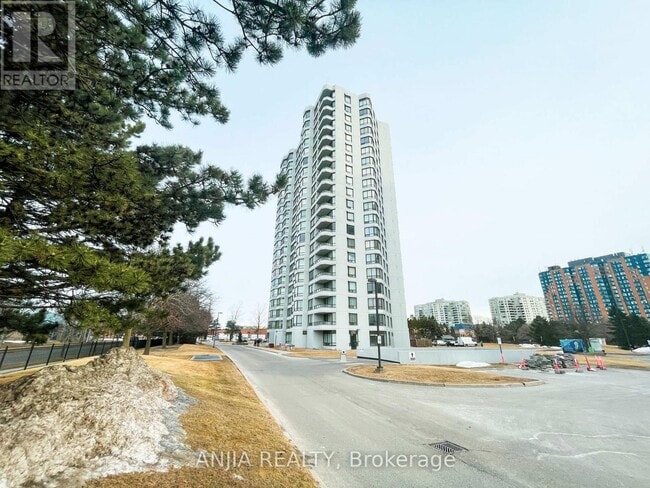Building Photo - 300-1300 Alton Towers Cir