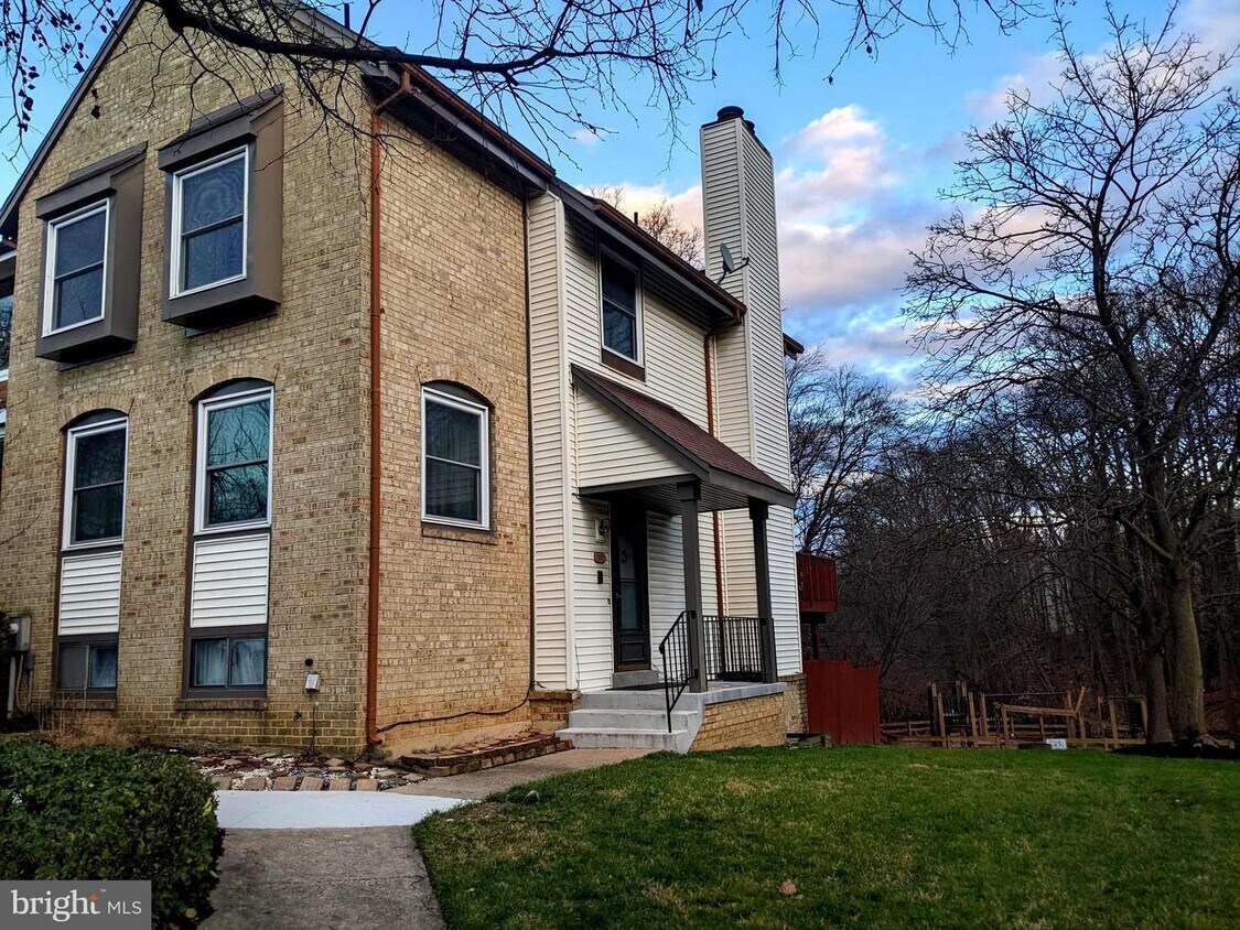 Foto principal - 14201 Castle Blvd