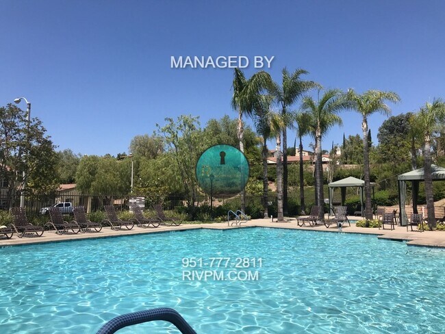 Foto del edificio - Owens Cove at Dos Lagos 55+ gated community