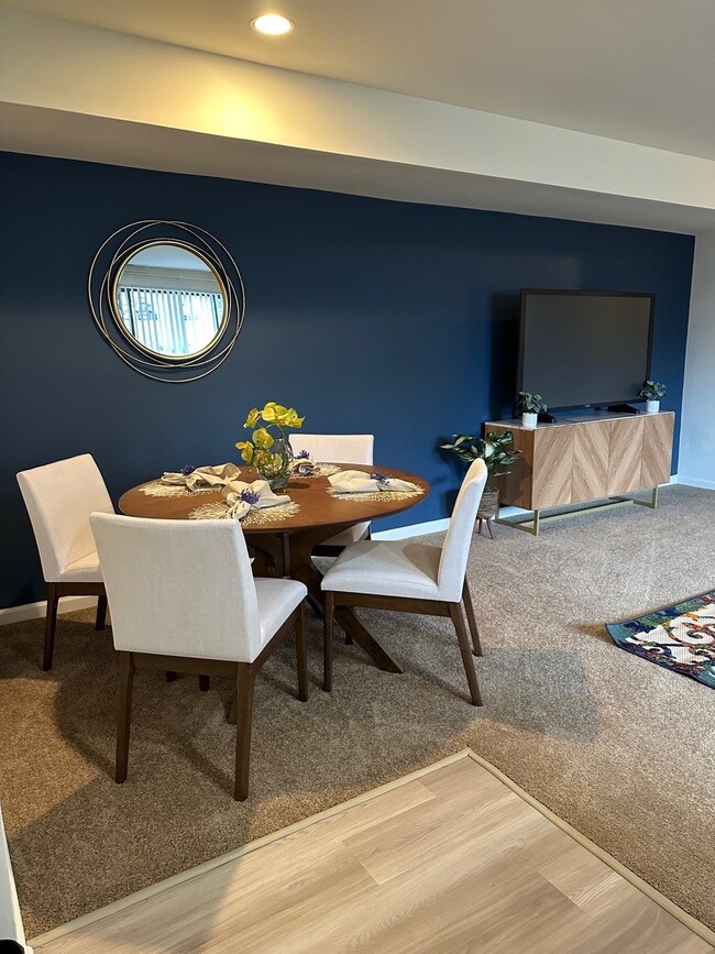 Foto del edificio - Plum Tree Apartments