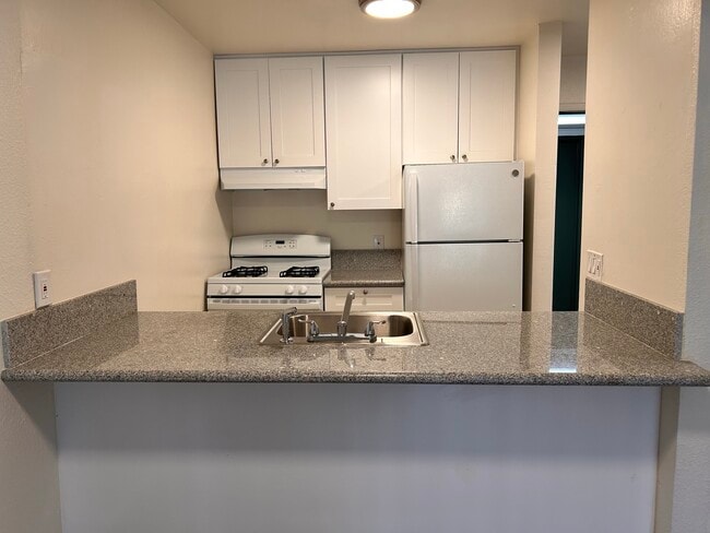 Foto del edificio - 1100 West St Apts