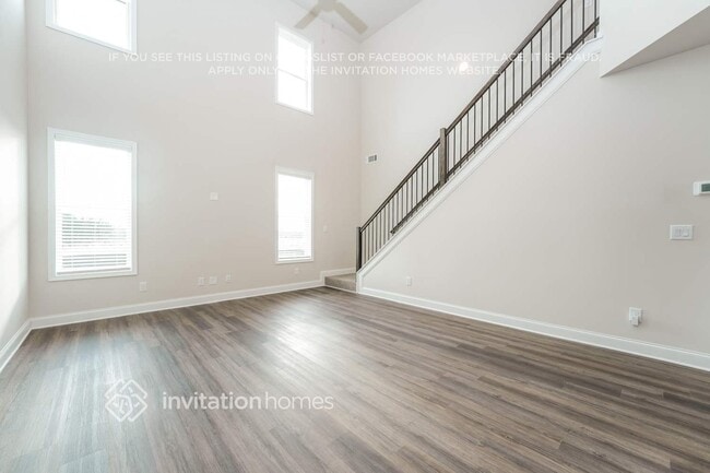 Building Photo - 86 Katherine St