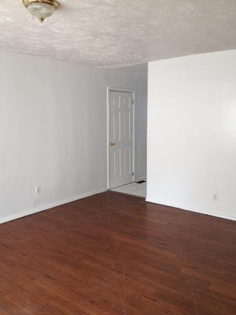 Building Photo - 5338 Ruskin Pl W