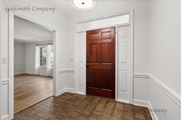 Foto del edificio - 208 Yellow Poplar Ct