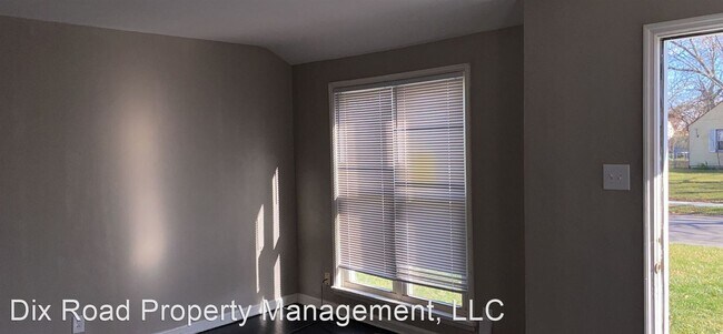 Foto del edificio - 2 br, 1 bath House - 729 Cleverly Road,