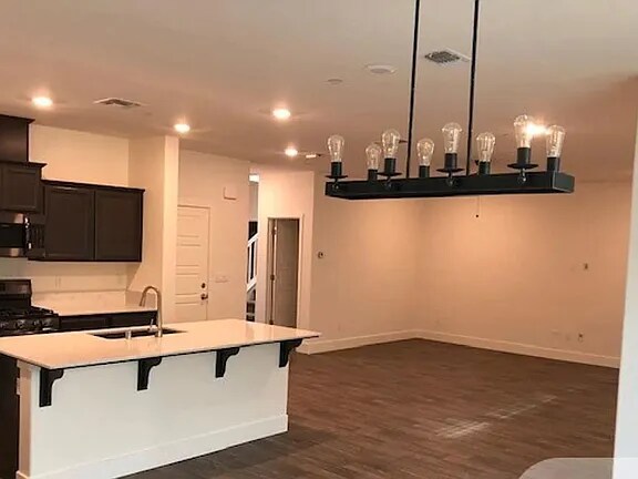 Foto principal - 2323 Vaca Way