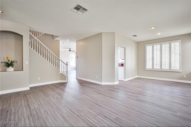Building Photo - 3000 Scenic Valley Way