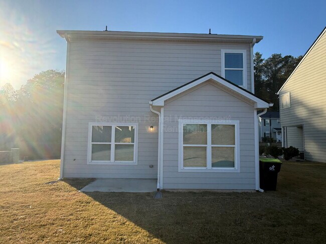 Foto del edificio - 501 Brady Dr