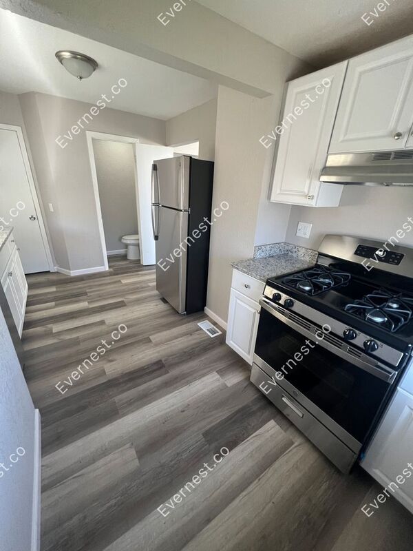 Foto del edificio - 1804 Berkshire Pl