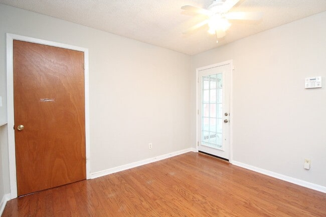 Building Photo - Spacious 4BR Home with Bonus Studio, Sunro...