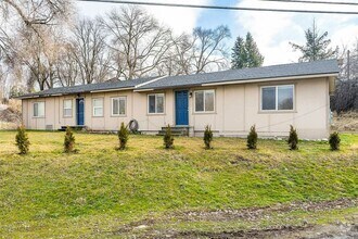 Building Photo - 8302 E Sinto Ave