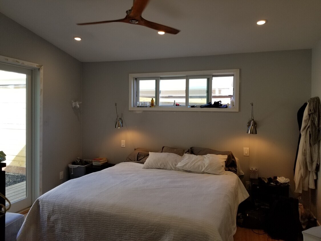 Master Bedroom - 3932 Bayo St