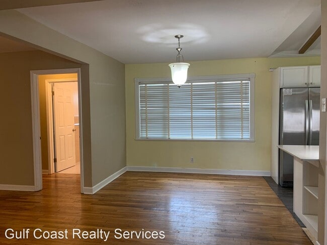 Building Photo - 2 br, 2.5 bath House - 927 Grant Place