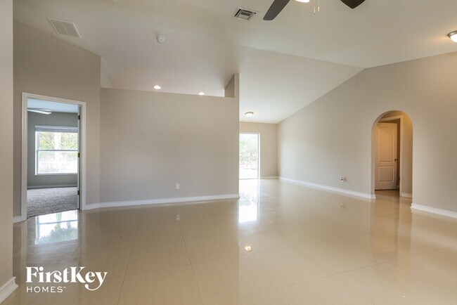 Building Photo - 108 Ridgemont Dr