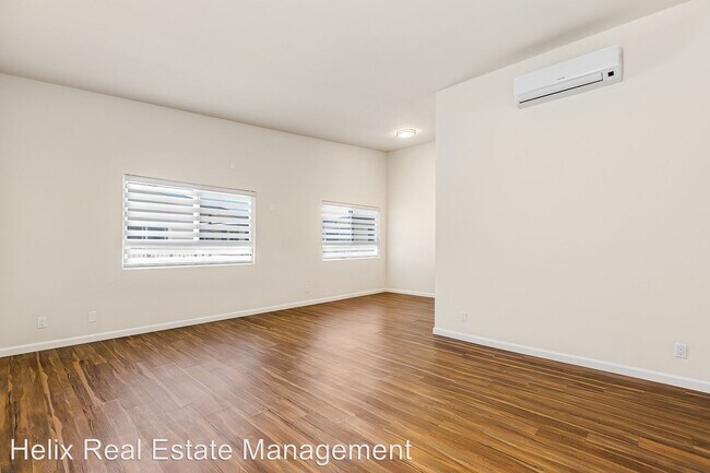Foto del edificio - 275 N Oakland Ave