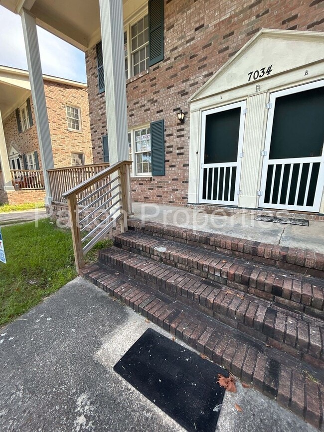Building Photo - 7034 Fairmont Rd
