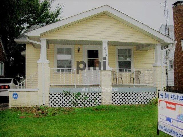 Primary Photo - 2143 E Wood St