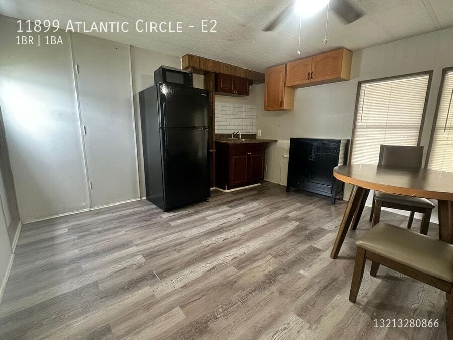 Photo - 11899 Atlantic Circle-E2