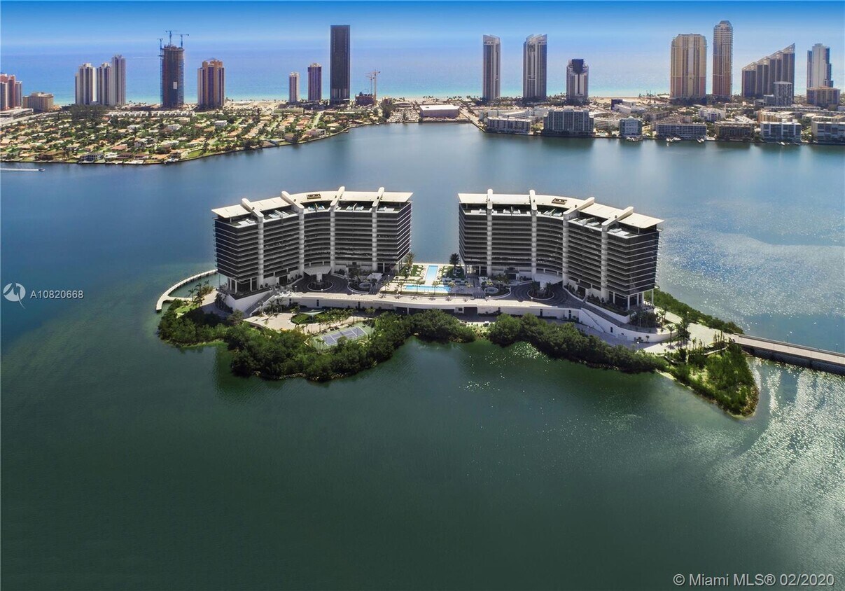 Foto principal - 5000 Island Estates Dr