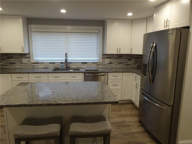 Building Photo - 43 Eden Crest Dr