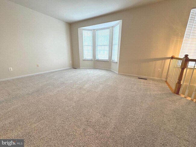 Foto del edificio - 8730 Phipps Farm Way