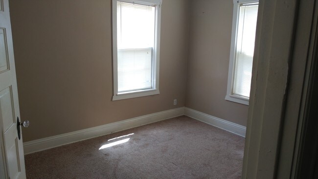 Foto del edificio - 3315 Cuming St