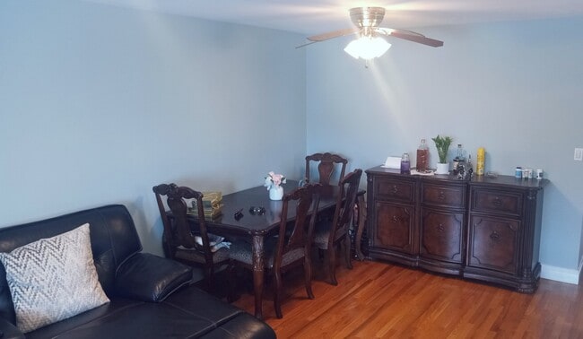 Foto del edificio - 29 Cedarwood Ct